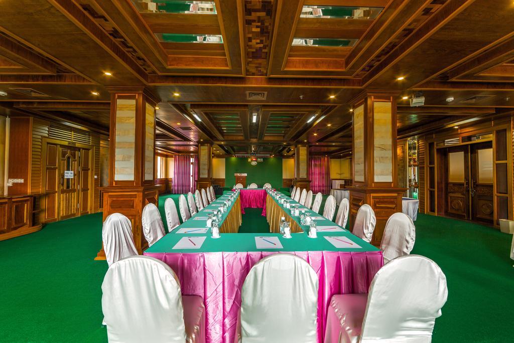 Blue River Hotel Phnom Penh Ngoại thất bức ảnh