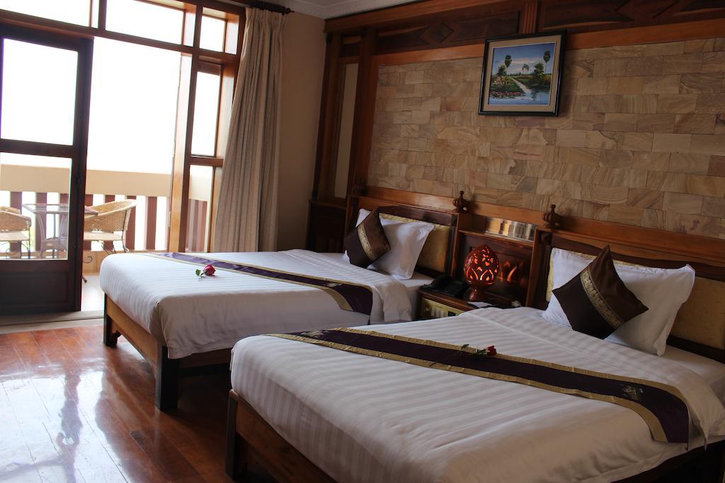Blue River Hotel Phnom Penh Ngoại thất bức ảnh