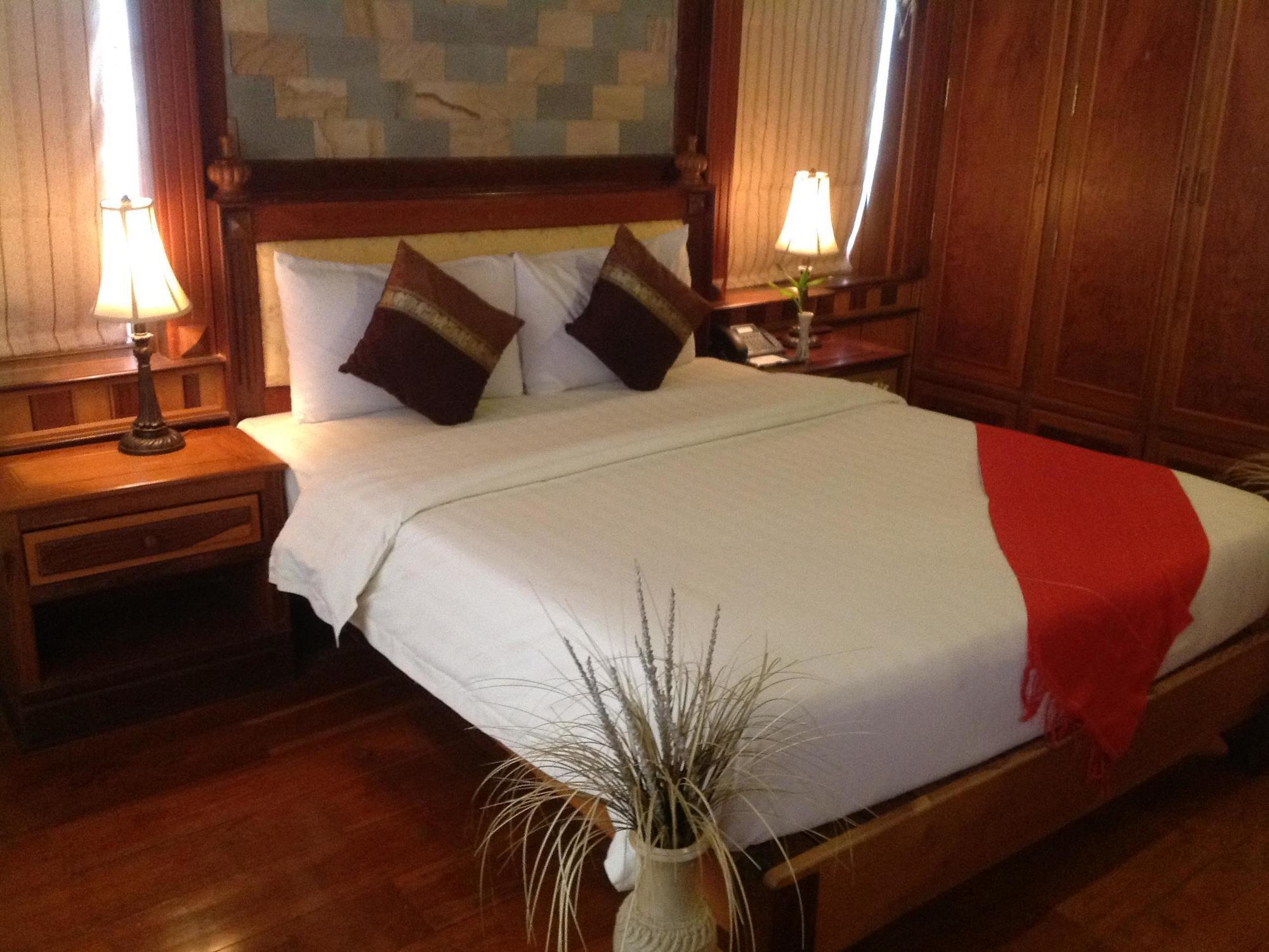 Blue River Hotel Phnom Penh Ngoại thất bức ảnh