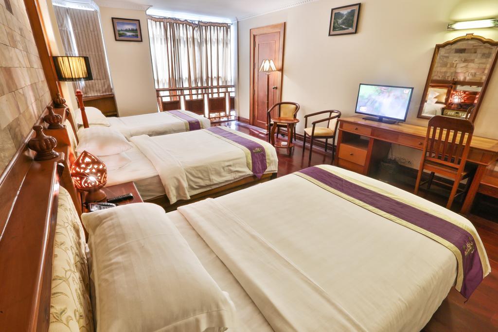 Blue River Hotel Phnom Penh Ngoại thất bức ảnh