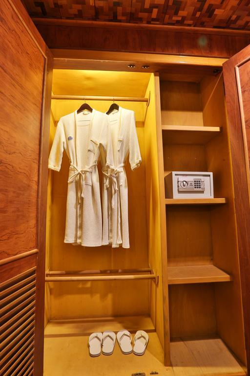 Blue River Hotel Phnom Penh Ngoại thất bức ảnh