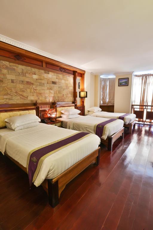 Blue River Hotel Phnom Penh Ngoại thất bức ảnh
