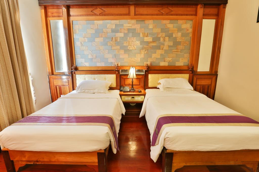 Blue River Hotel Phnom Penh Ngoại thất bức ảnh