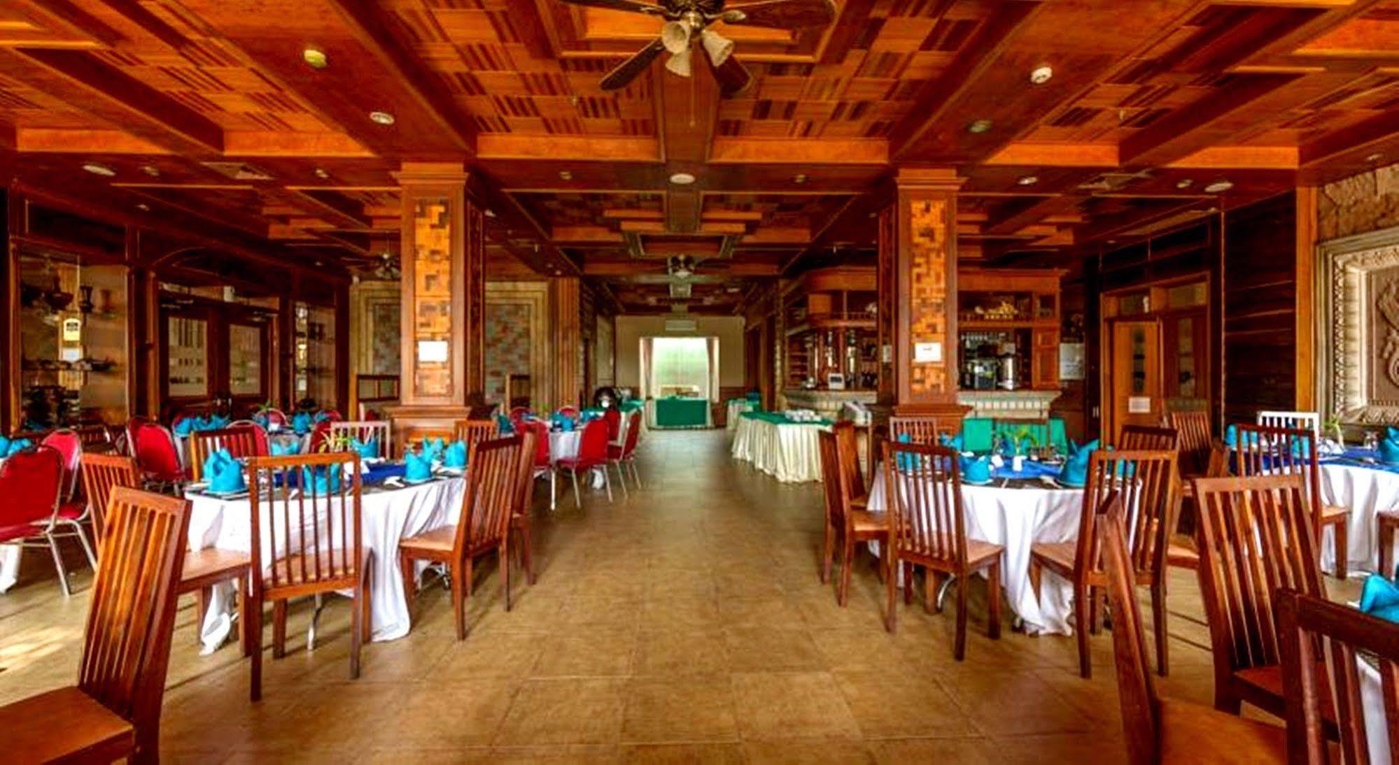 Blue River Hotel Phnom Penh Ngoại thất bức ảnh