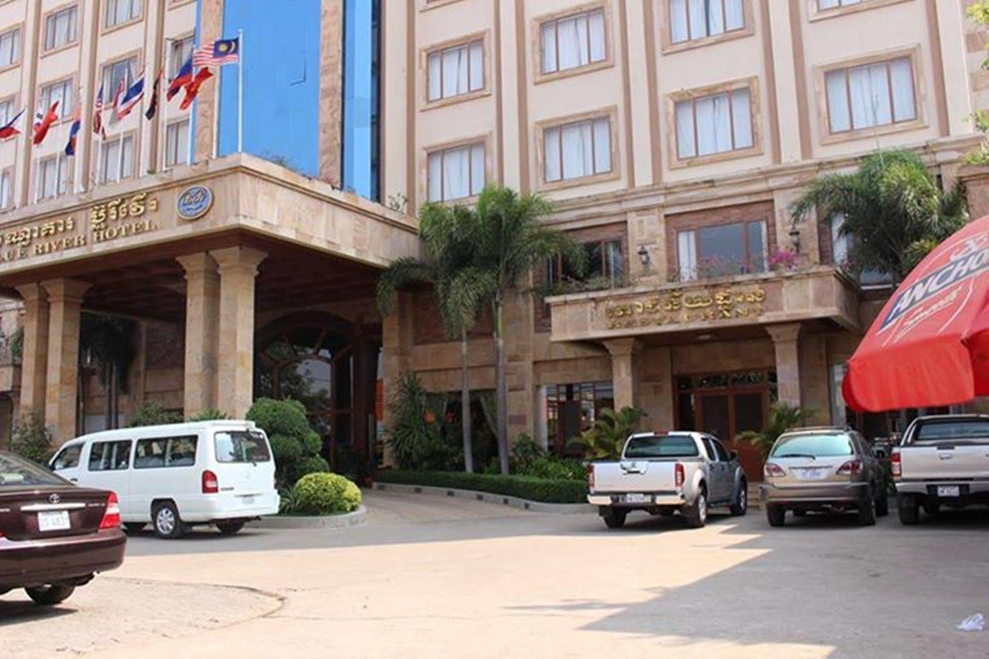 Blue River Hotel Phnom Penh Ngoại thất bức ảnh